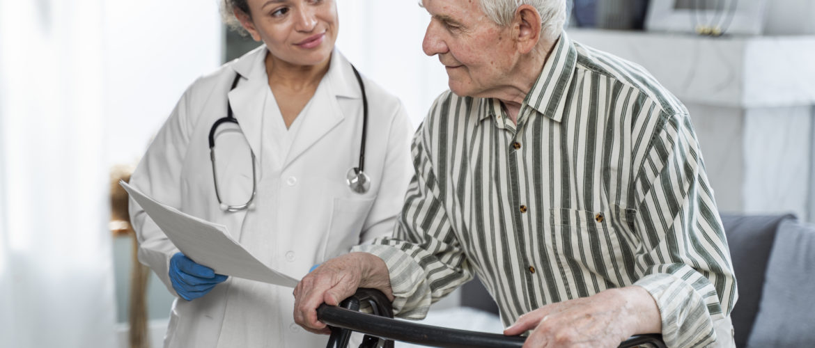 curso de Auxiliar de Saúde e Geriatria