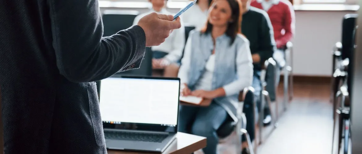 FORMAÇÃO PARA O DESENVOLVIMENTO PESSOAL