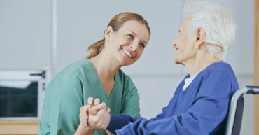 Auxiliar de Saúde e Geriatria